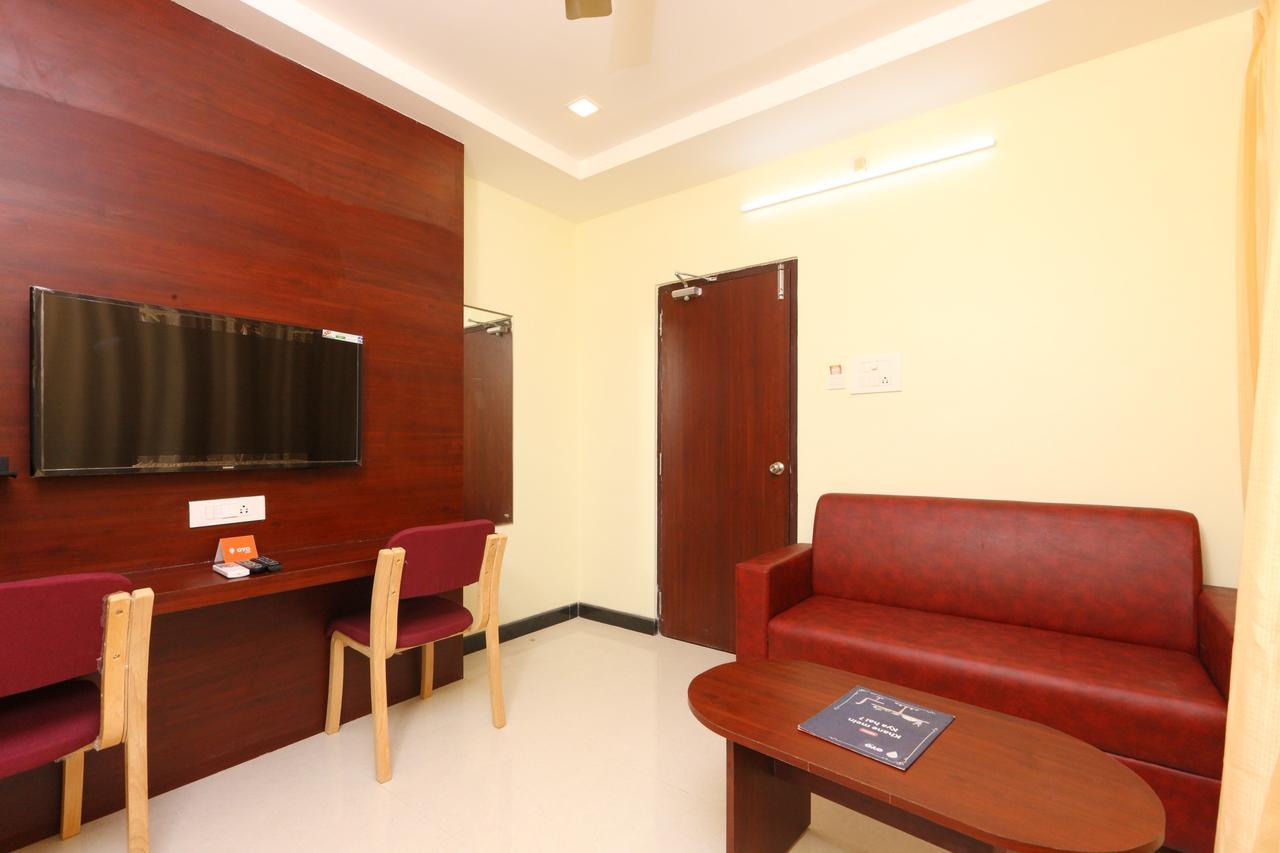 Oyo 15115 Hotel Ramcharan Residency Тірупаті Екстер'єр фото