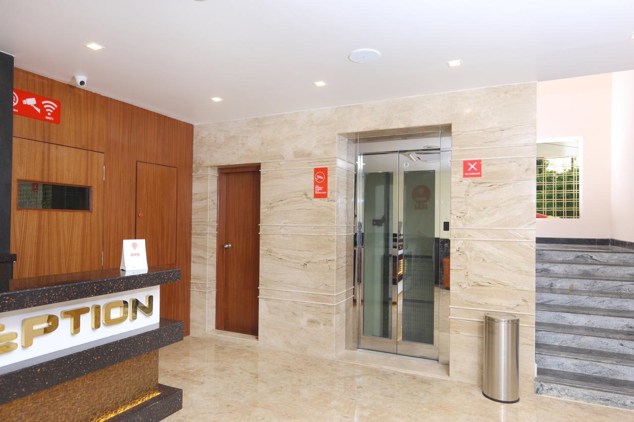 Oyo 15115 Hotel Ramcharan Residency Тірупаті Екстер'єр фото