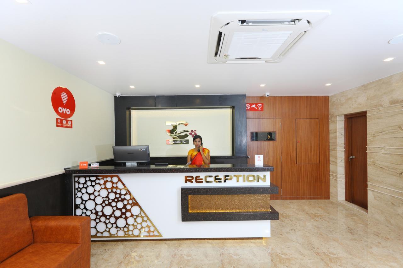 Oyo 15115 Hotel Ramcharan Residency Тірупаті Екстер'єр фото