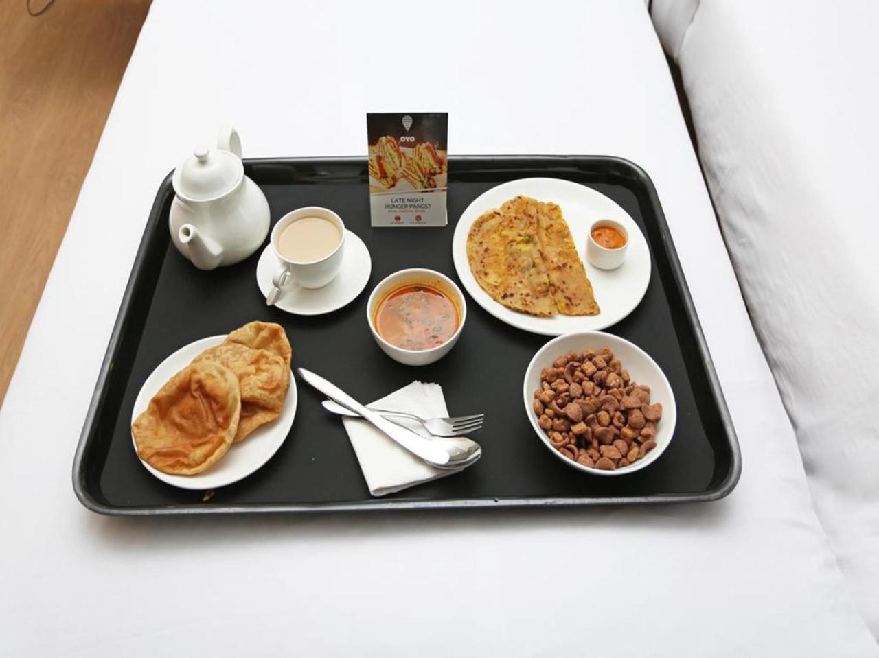 Oyo 15115 Hotel Ramcharan Residency Тірупаті Екстер'єр фото
